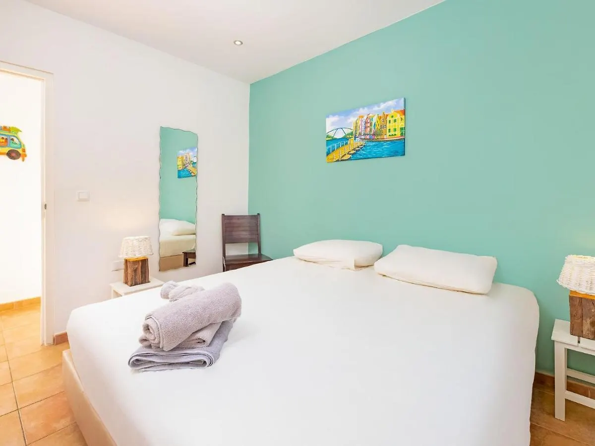 Charming Holiday Villa In Jan Thiel With Pool